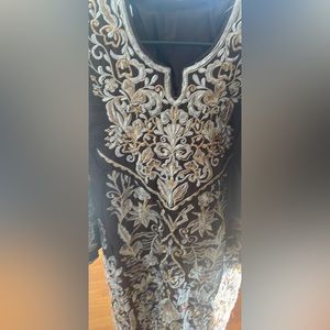 Traditional Palestinian thobe